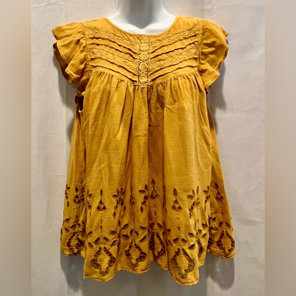 American Eagle Outfitters Tops - American Eagle Yellow Top Size Medium